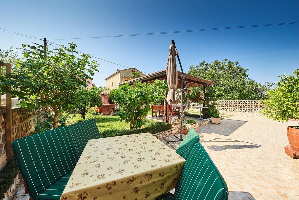 Apartment Erika Умаг Экстерьер фото